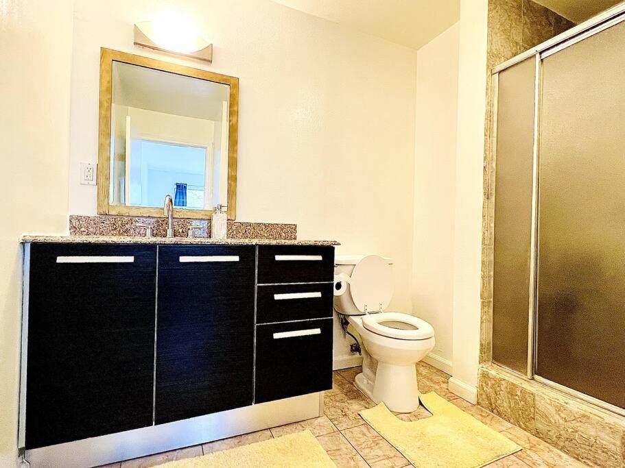 Spacious 2 Master Bedroom Apartment In Canoga Park Los Angeles Ngoại thất bức ảnh